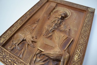 Икона Святой апостол Андрей Первозванный вид справа вблизи